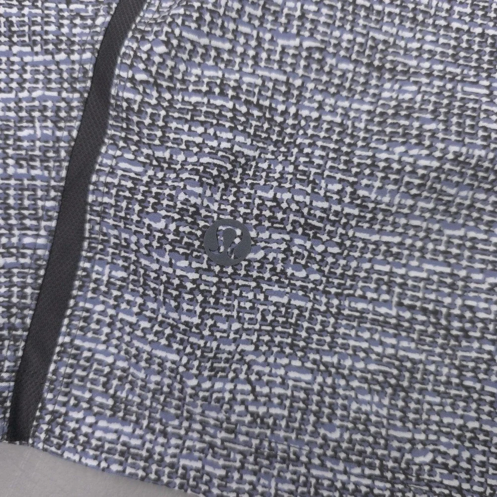 Lululemon Shorts Men Small Gray Geometric Pace Breaker Linerless 7in Performance